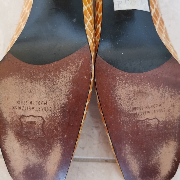 Vintage 90s Stuart Weitzman Yellow Leather Shoes - Picture 8 of 10